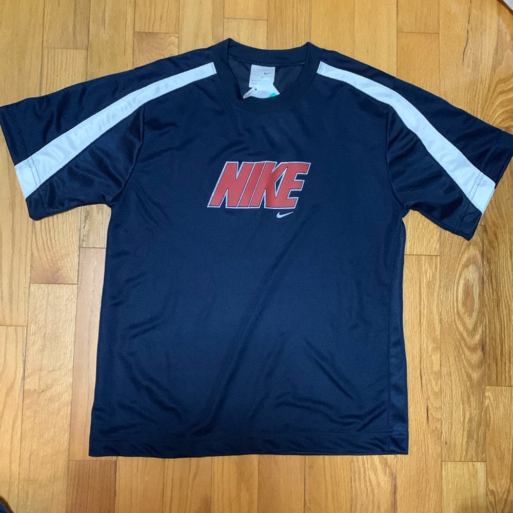 NWT Nike shirt